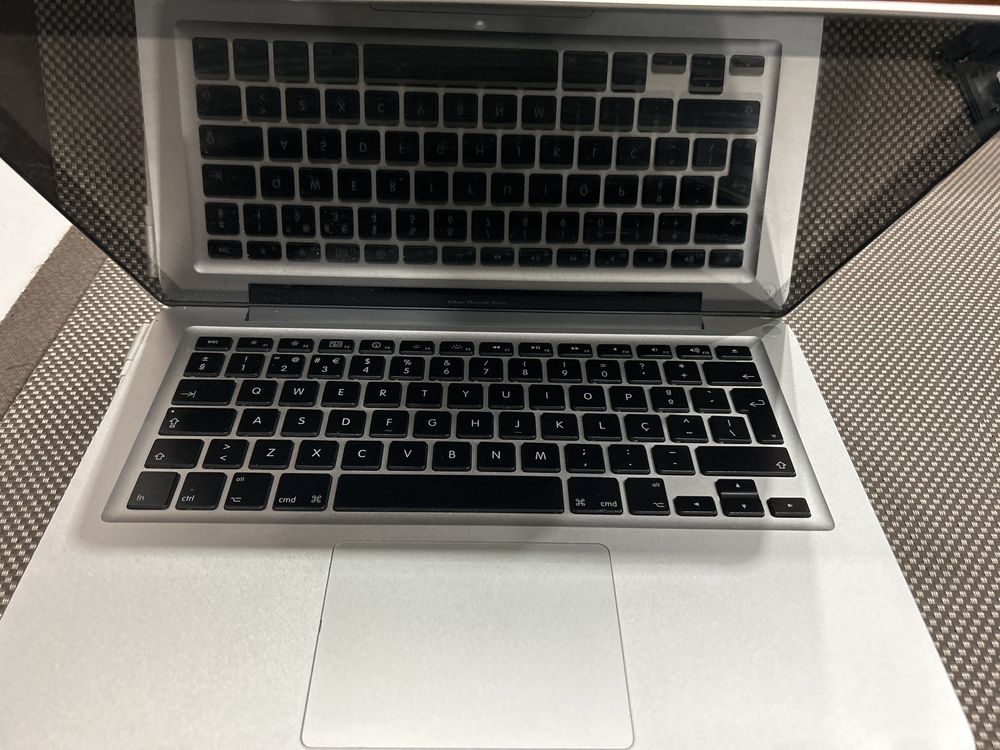 Macbook pro 2010