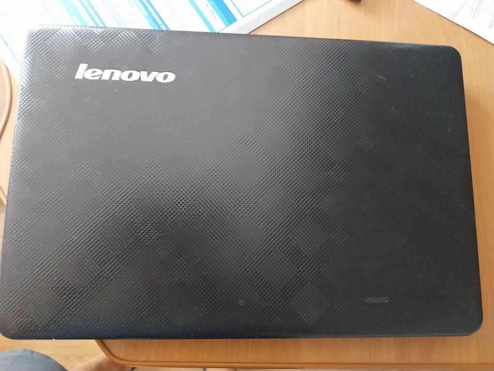 Lenovo Windows 16"