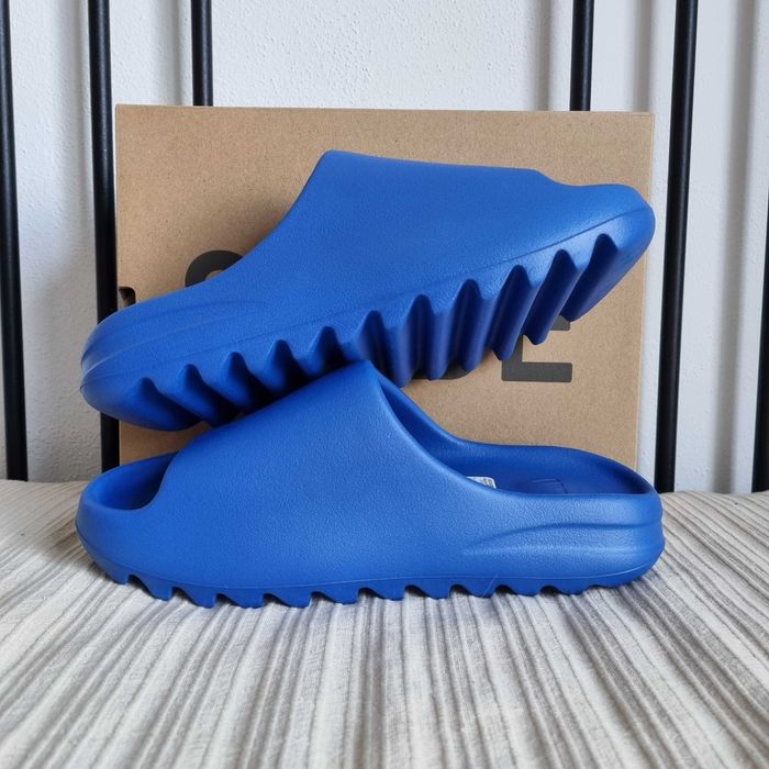 Yeezy Slide "Azure" - Tamanho 43