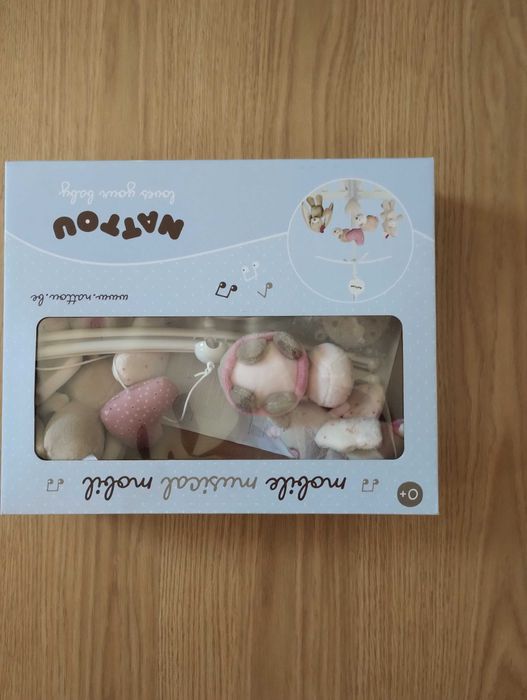 Mobile Natoou + Nattou Espiral + Chicco GoodNight Moon Rosa (lote 30€)
