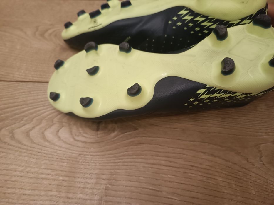 Korki buty piłkarskie Puma 40 1/2