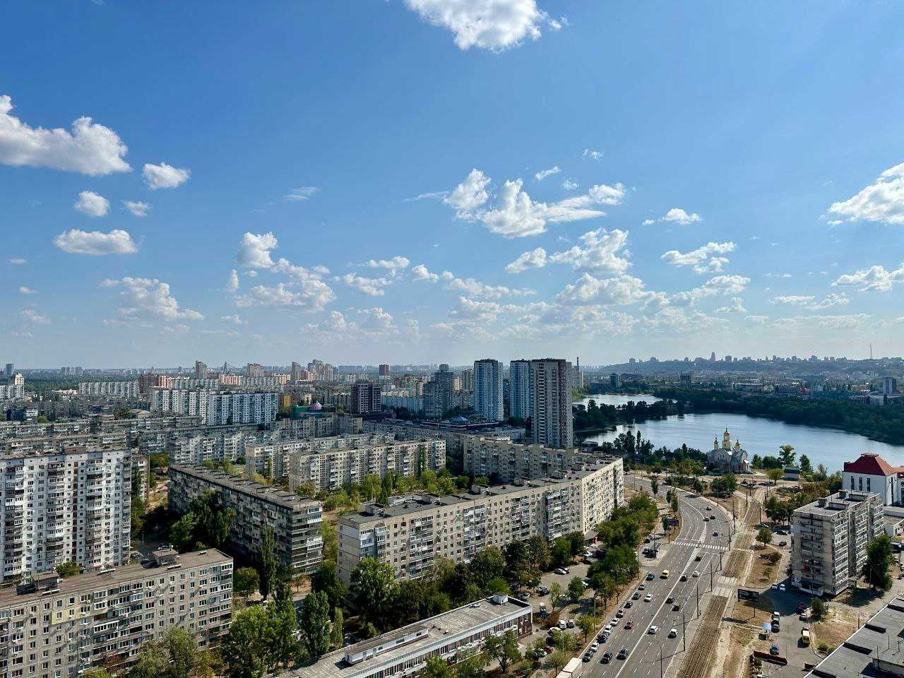Оренда видової квартири 323м2 тераса 100м2, сауна Героїв Полку Азов 4В