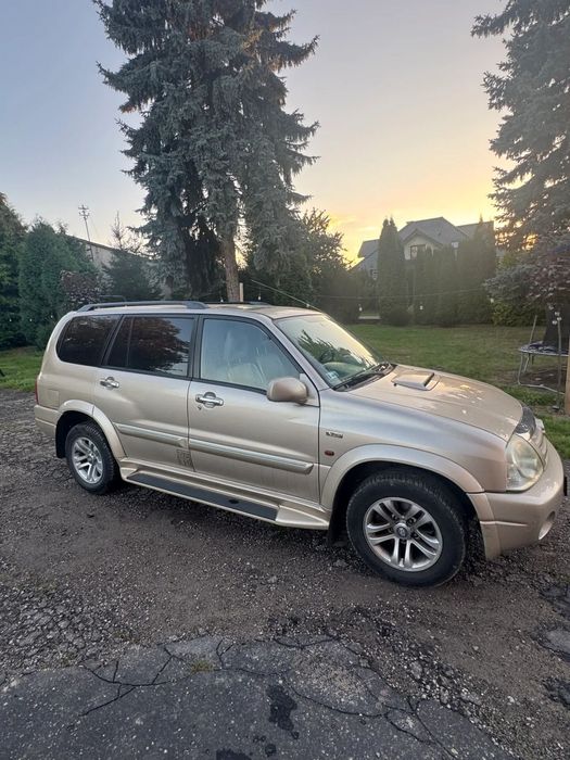 Suzuki Grand Vitara Suzuki Grand Vitara