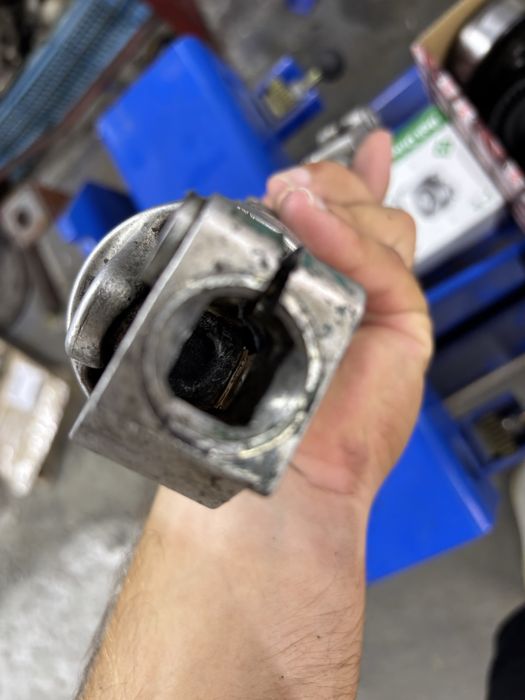 Рулевой карданчик на bmw x5 e53