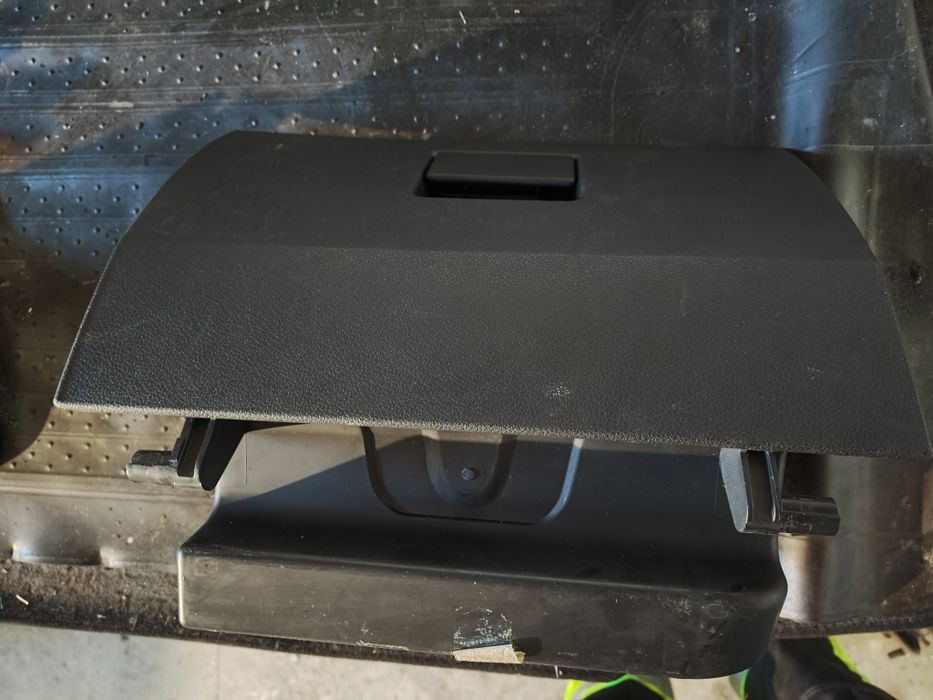 Schowek ford Fiesta mk6