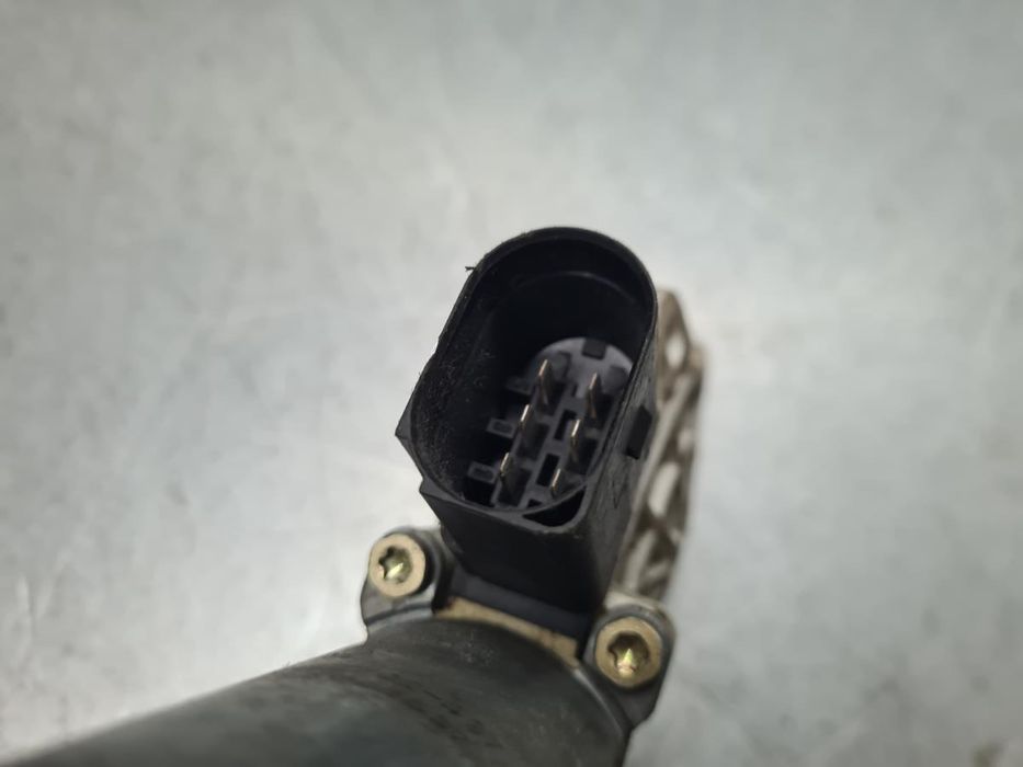 Motor vidro trás esquerdo BMW 5 (E60)