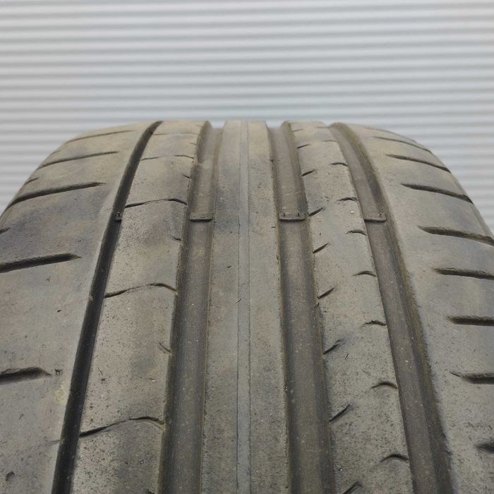 2x Pirelli P Zero PZ4 235/35R19 91Y XL MO1 - Mercedes