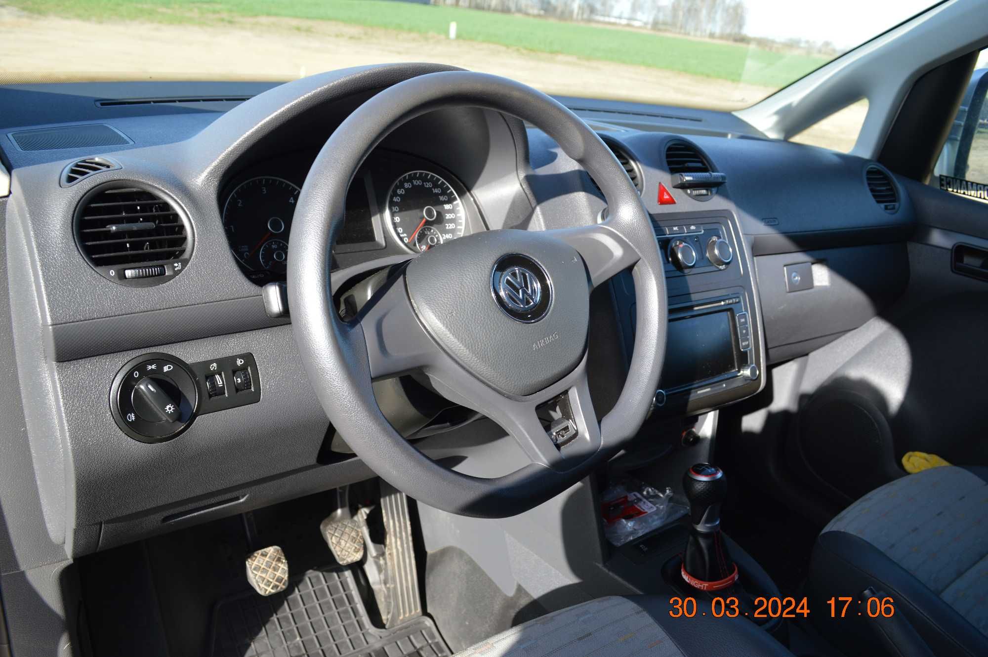 VW Caddy 2013r. 1.6, 102KM