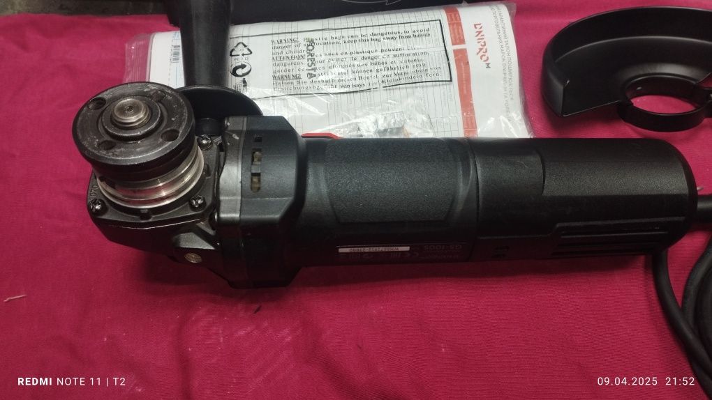 Продам щліфмашинк кутову Dnipro-M GS-100S