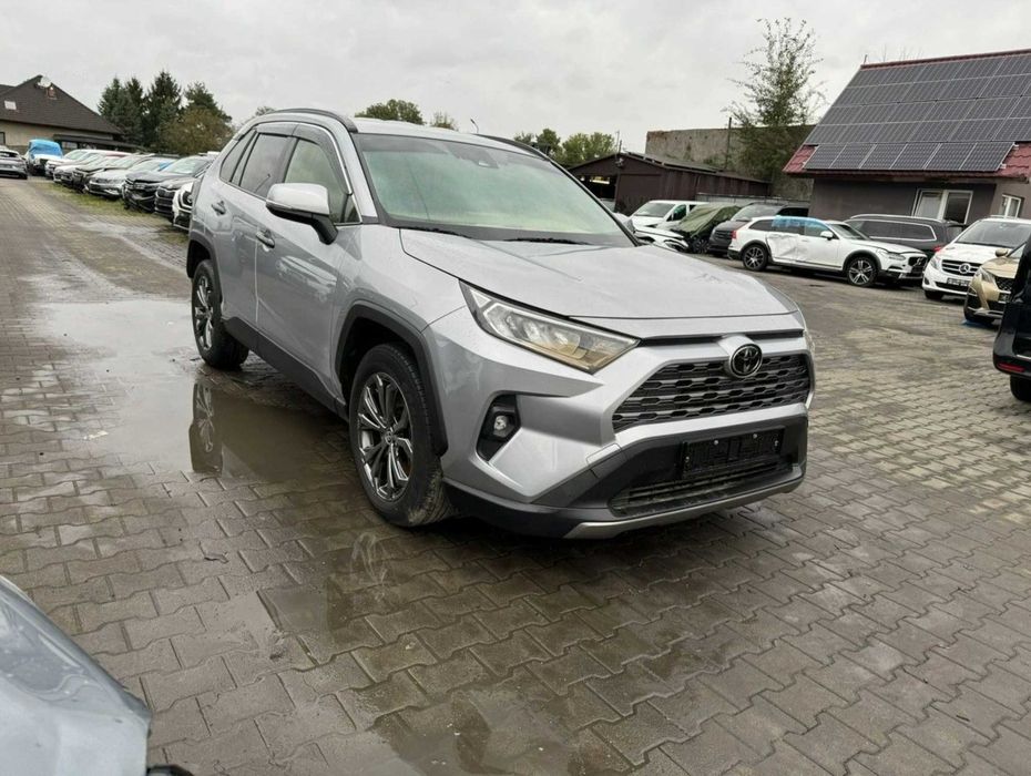 Toyota RAV4 2022 Бампер передній задній Розборка