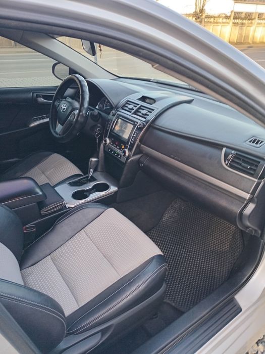 Продам ТОЙОТУ Кемрі SE