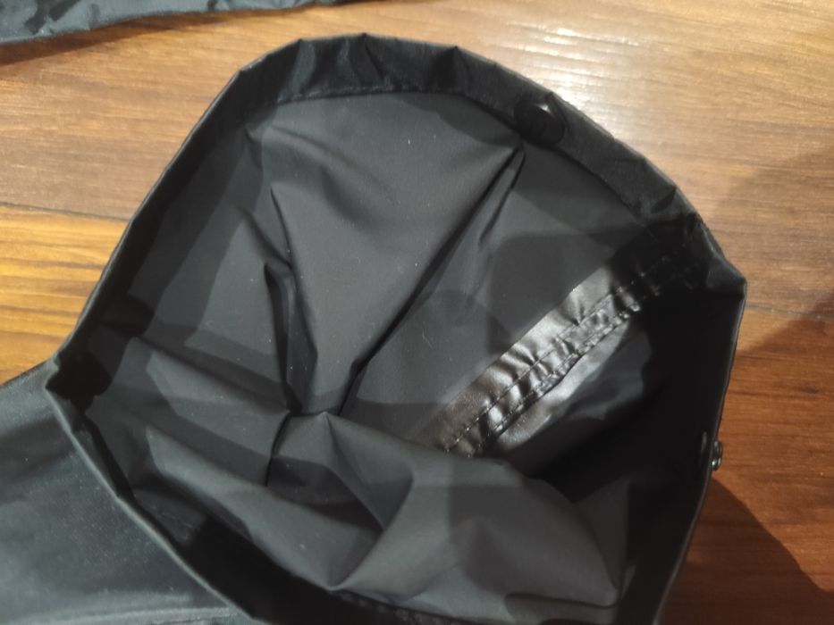 Nowe spodnie wodoodporne na deszcz, r.140, 9-10 lat, regatta