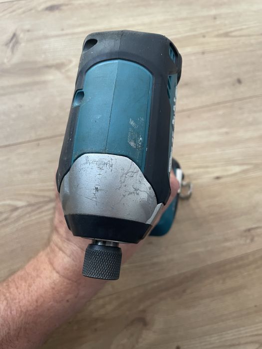 Makita  DTD153 18v
