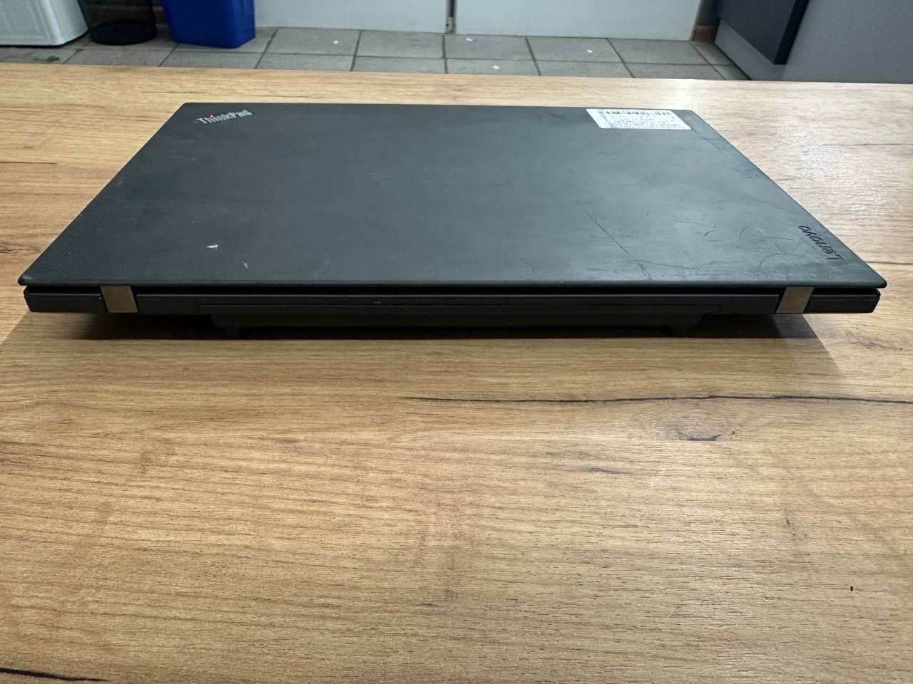 Lenovo ThinkPad T460 | i5-6200U | 8GB RAM | 256GB SSD | Full HD