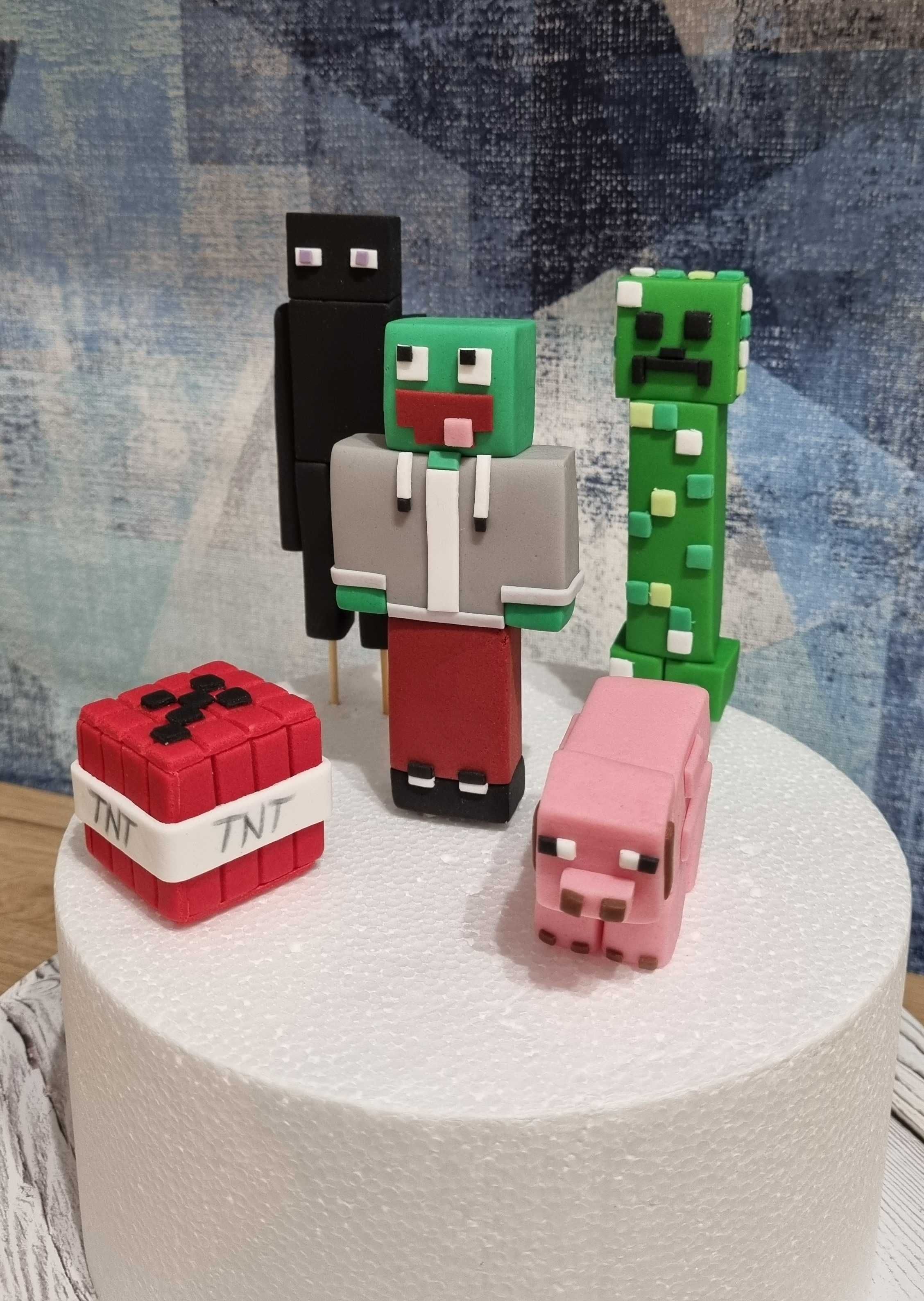 Figurka 3D Minecraft Enderman z cukru na tort