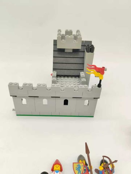 lego 6067 Castle: Guarded Inn,karczma komplet 100%