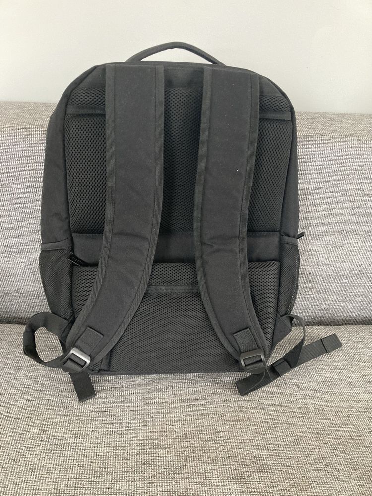 plecak etui na laptopa Dicota