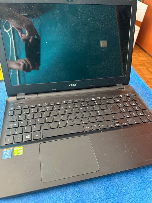 Portátil acer i5