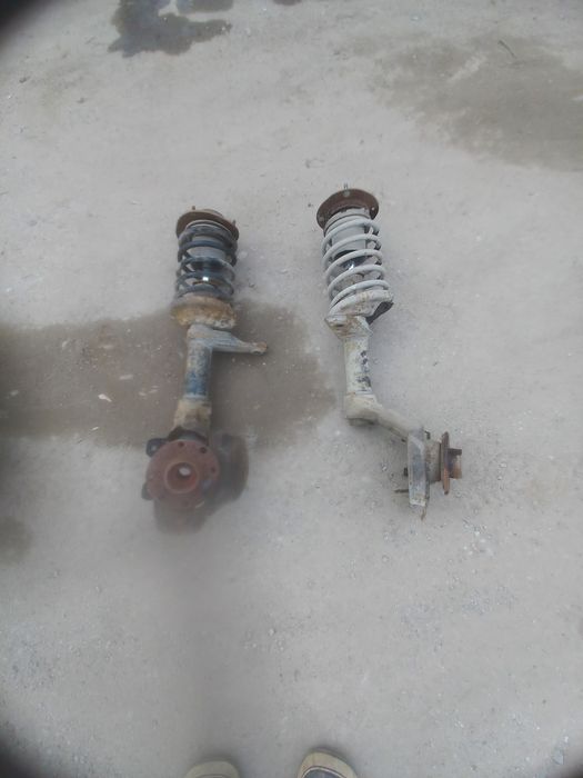 Продам стойки передние ланос. сенс.