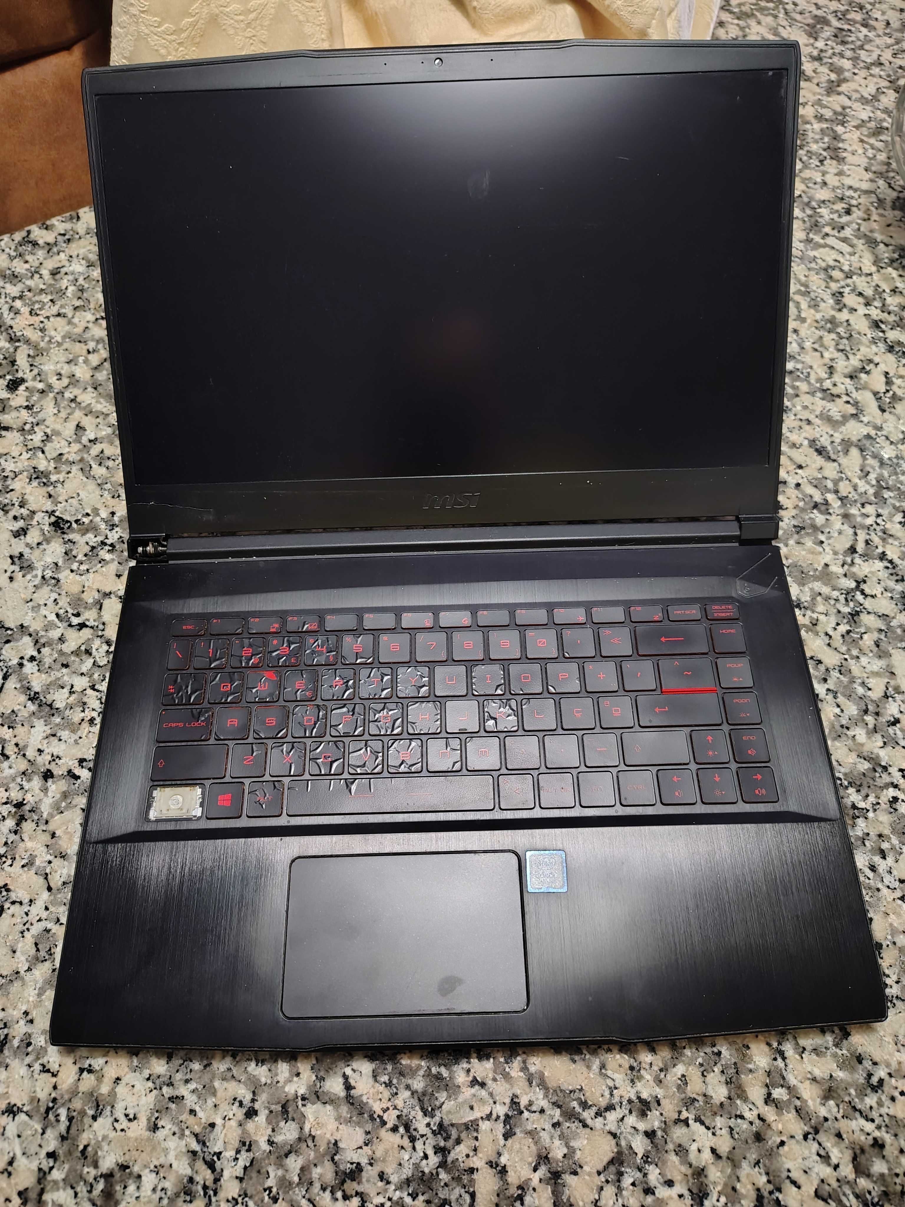 Portátil MSI MS-16R1