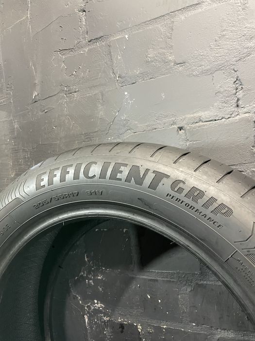 2шт 205/55 R17 Goodyear EfficientGrip Performance