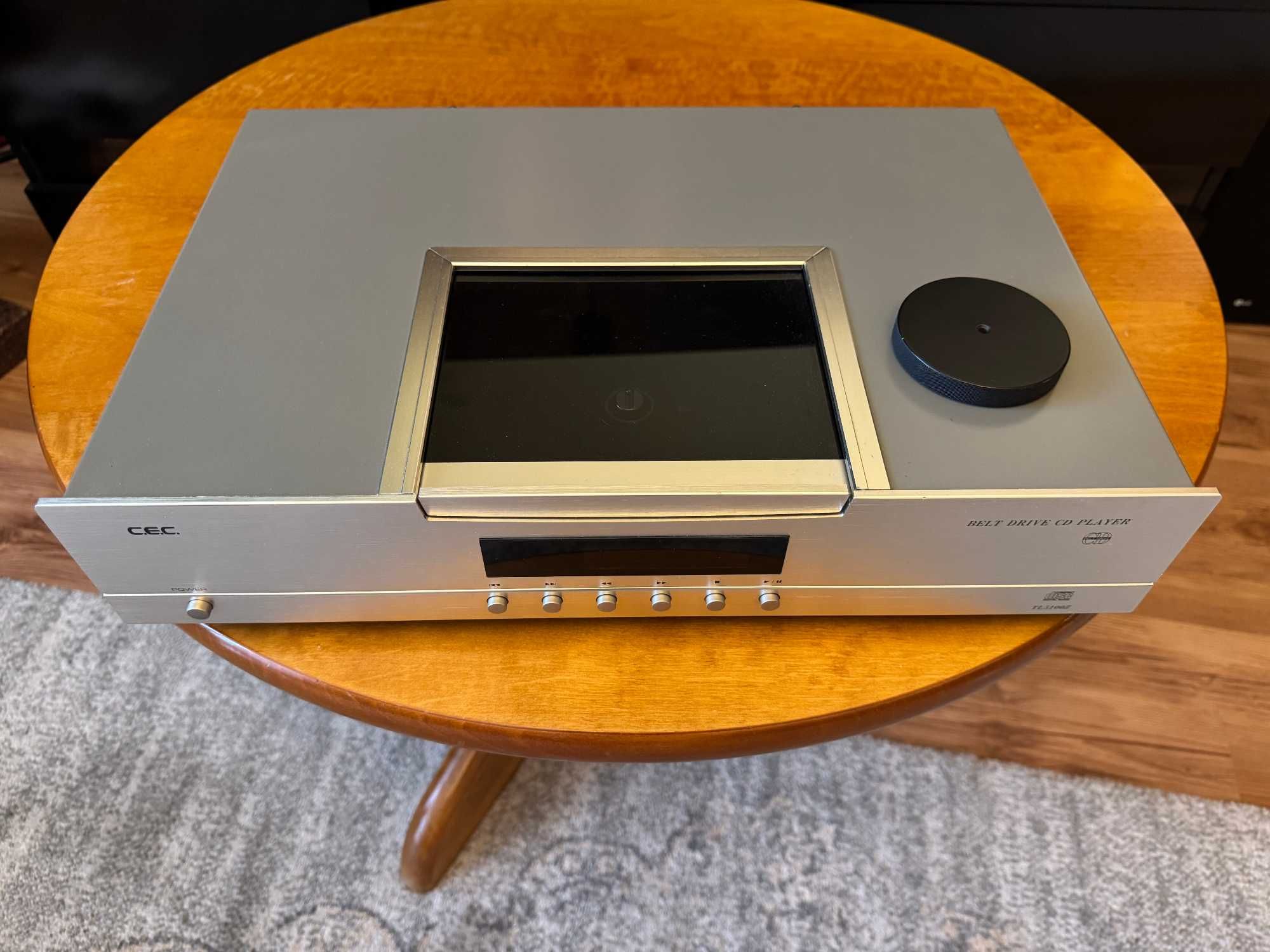 Odtwarzacz CD C.E.C.  TL5100Z