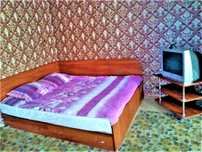 Квартира посуточно 440 гривен. Пр. Центральный. Диван + кровать