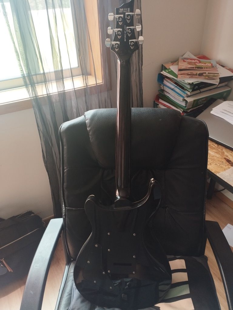 Harley benton Cst24 com Planet Waves Loocking Tuners