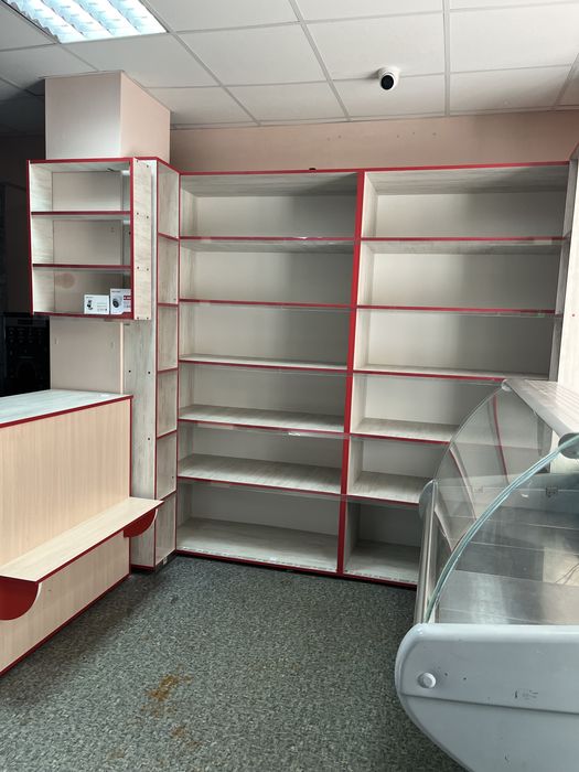 Продам майже нові шкафи