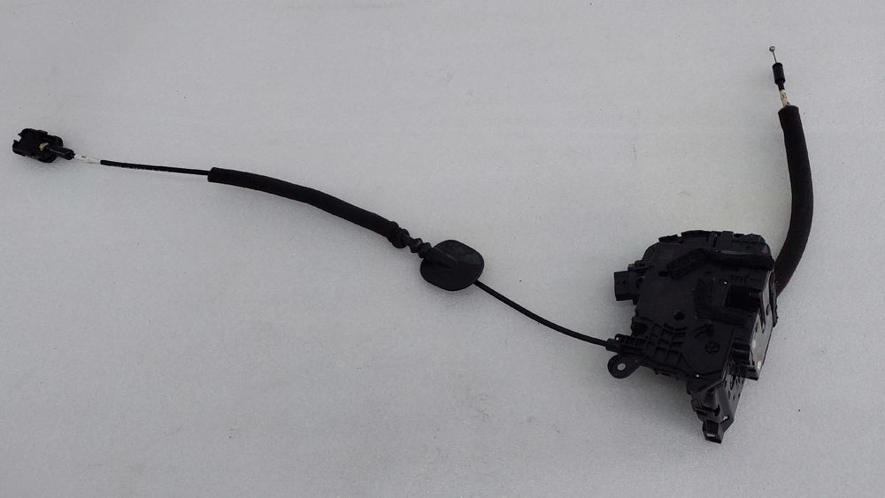 Fechadura / fecho porta trás direito RENAULT Zoe (BFM_)