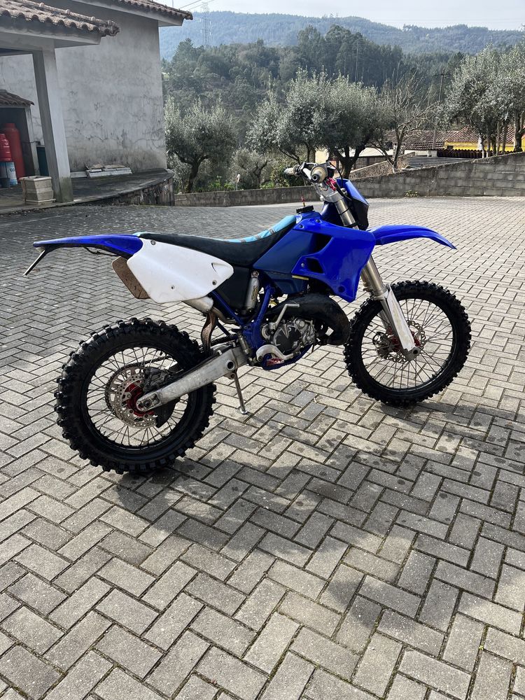 Yamaha    YZ     125