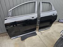 Двери Двері Скло молдінг Mazda CX7 A3F