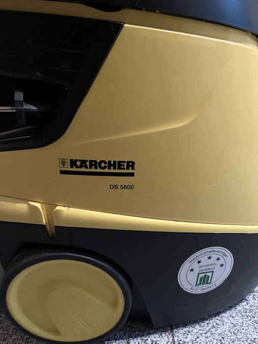 Aspirador Karcher DS 5600