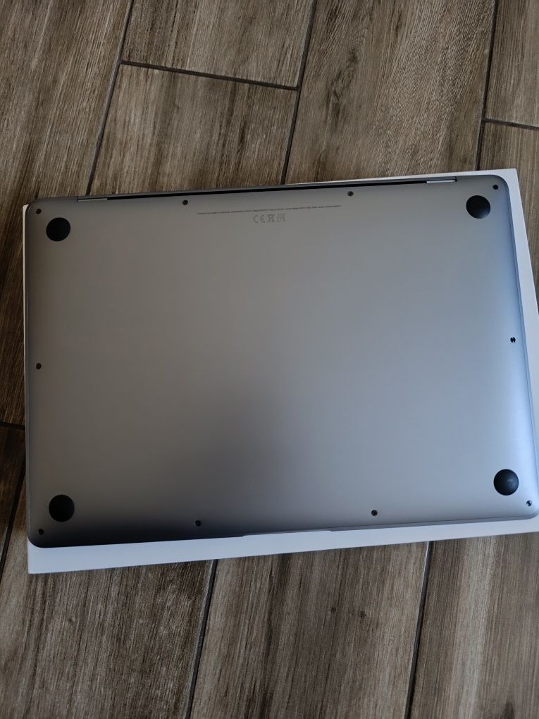 Macbook Air 2020 M1 16/256