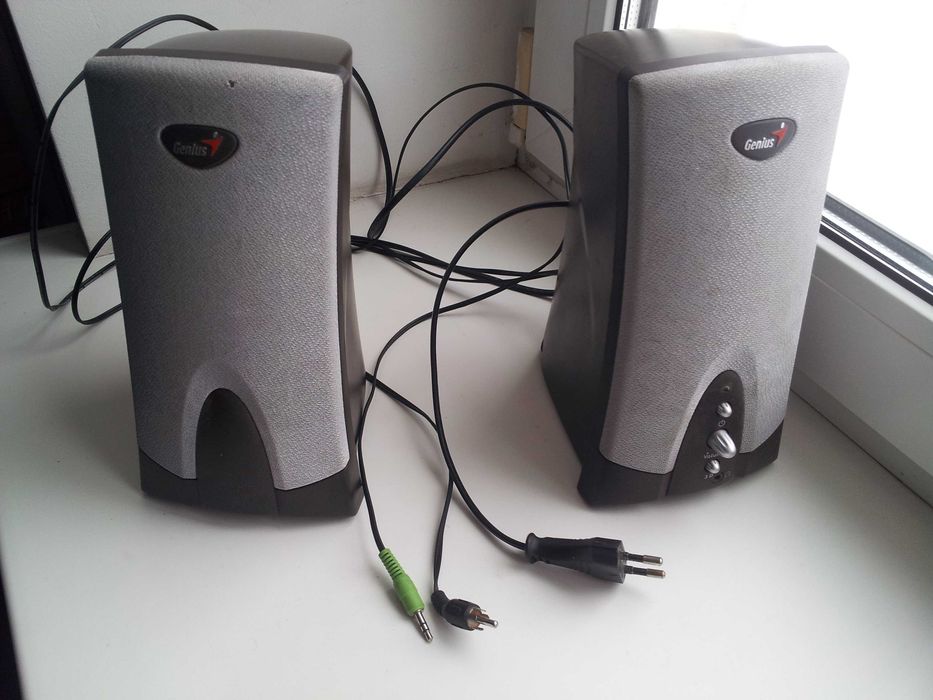 Компьютерные колонки Genius SP-Q10