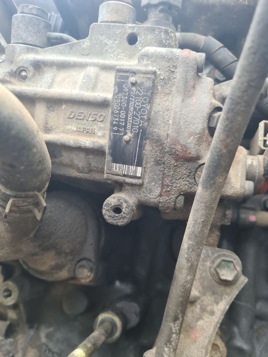 ТНВД Паливний насос Toyota Corolla Verso Avensis RAV 4 2210027010 2.0