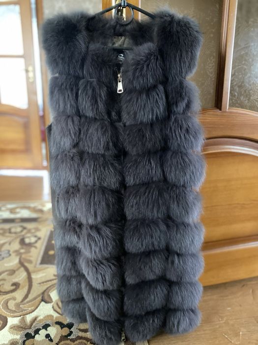 Хутряна жилетка
