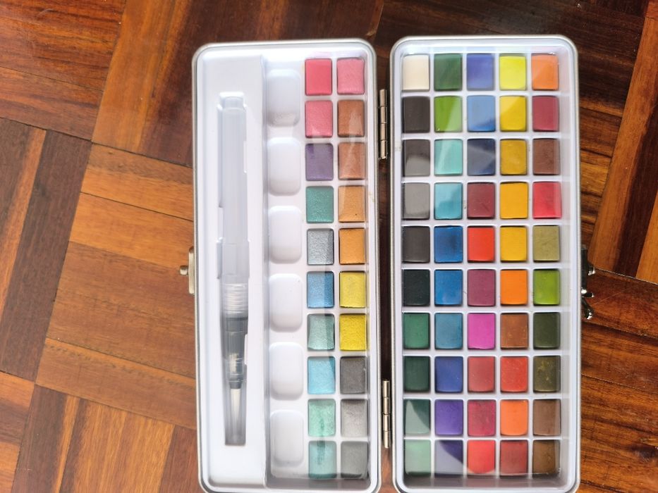 Caixa de aquarela 70 cores