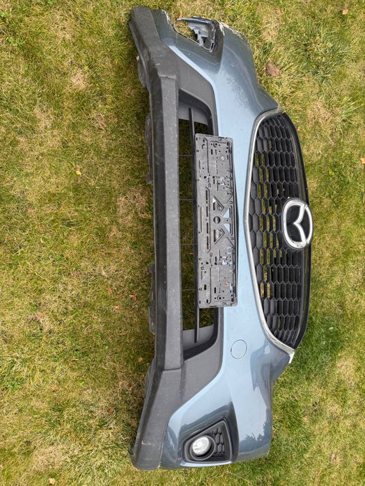 Передній бампер / решітка радіатора бампера Mazda CX-5 2012 - 2015