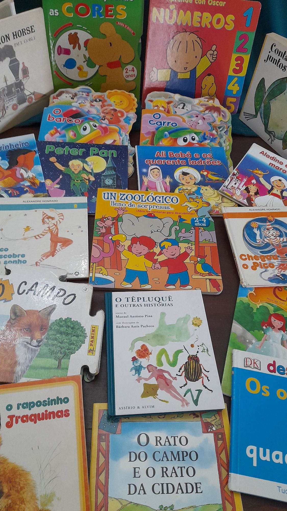 Lote de 20 Livros infantis