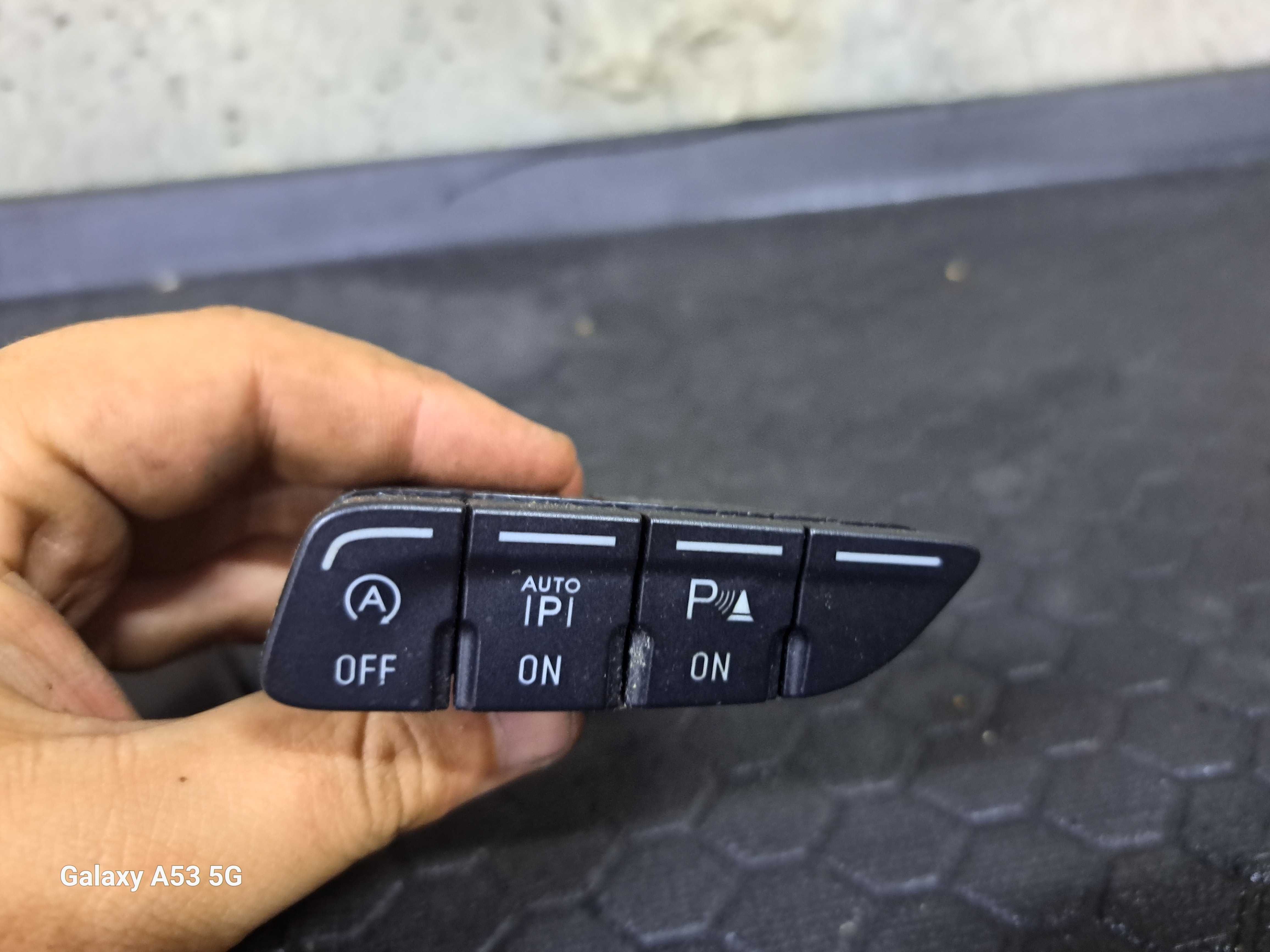 Panel klimatyzacji, obudowa, przyciski Ford Focus Mk3