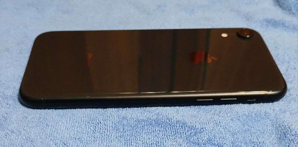 iPhone XR  256 gb на 2 сім карти