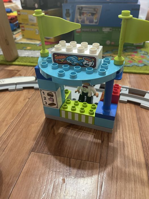 Lego Duplo потяг