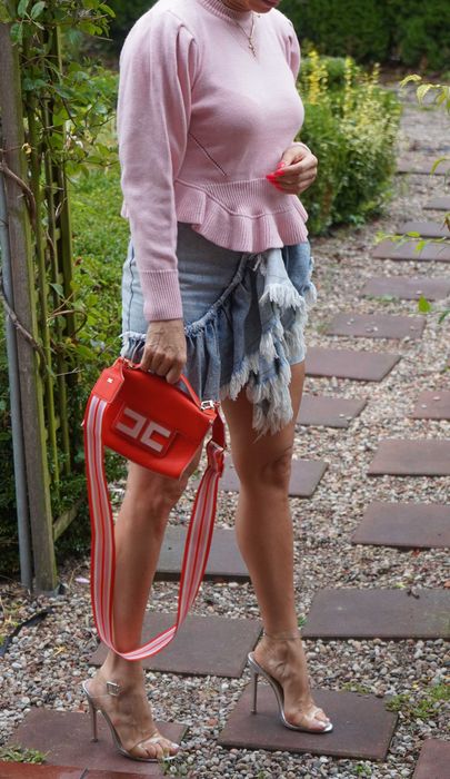 Sweter Bizuu cieplutki nowy