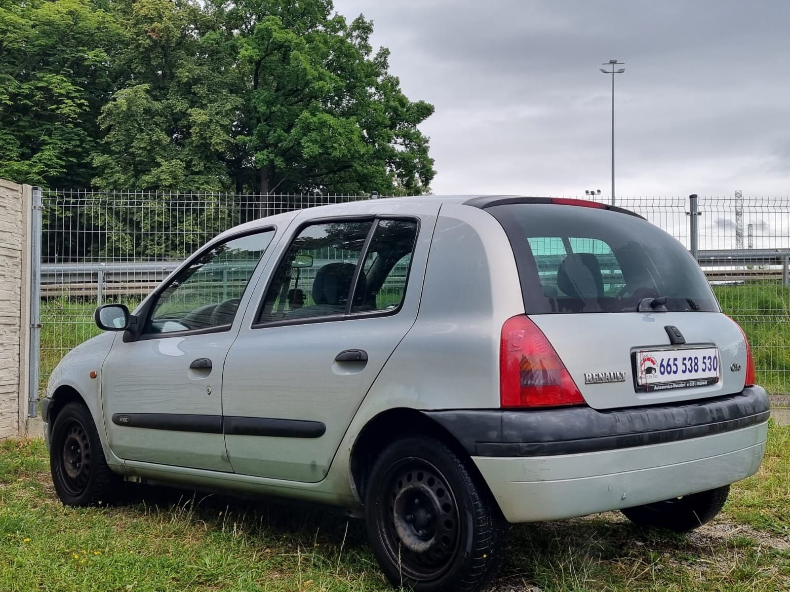 Renault Clio 1.4 benzyna 2001r < Okazja < Opłaty < Zamiana