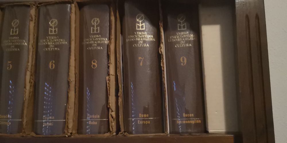 Verbo enciclopédia luso brasileira de cultura