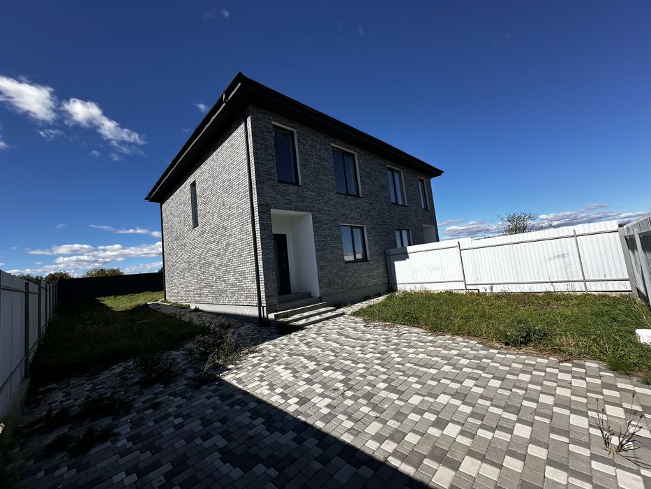 Продаж готового дуплексу 4 кімнати, 3 сотки