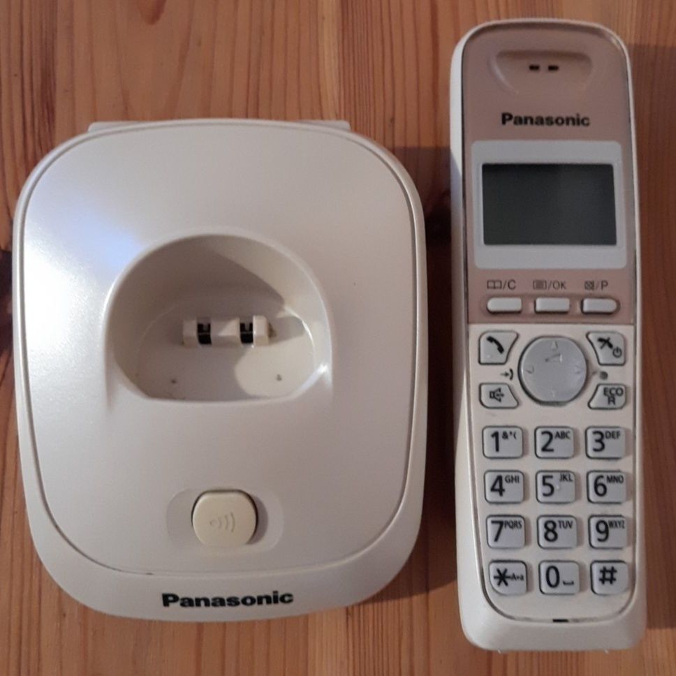 Telefon stacjonarny Panasonic KX-TG2511
