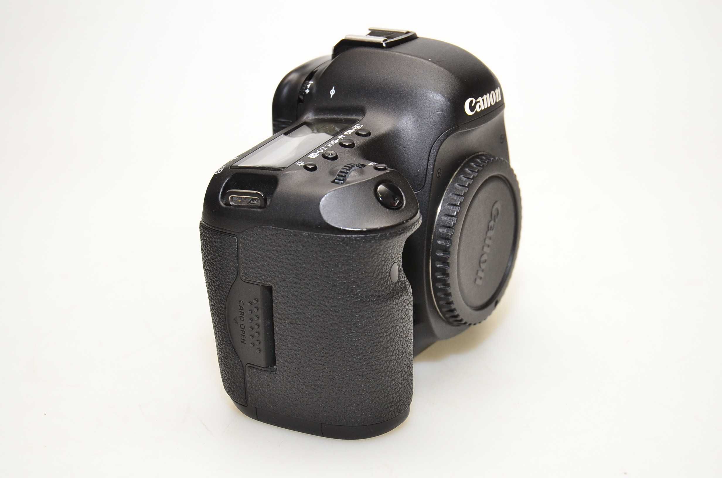 Lustrzanka Canon EOS 5D Mark III
