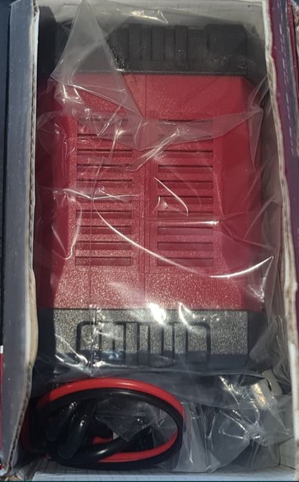 Зарядний пристрій